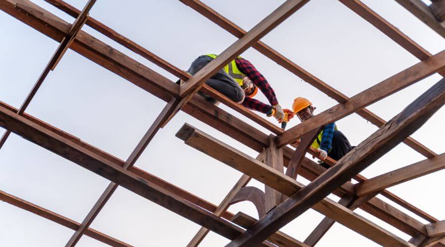 Professional gutter cleaning services in Columbia, VA